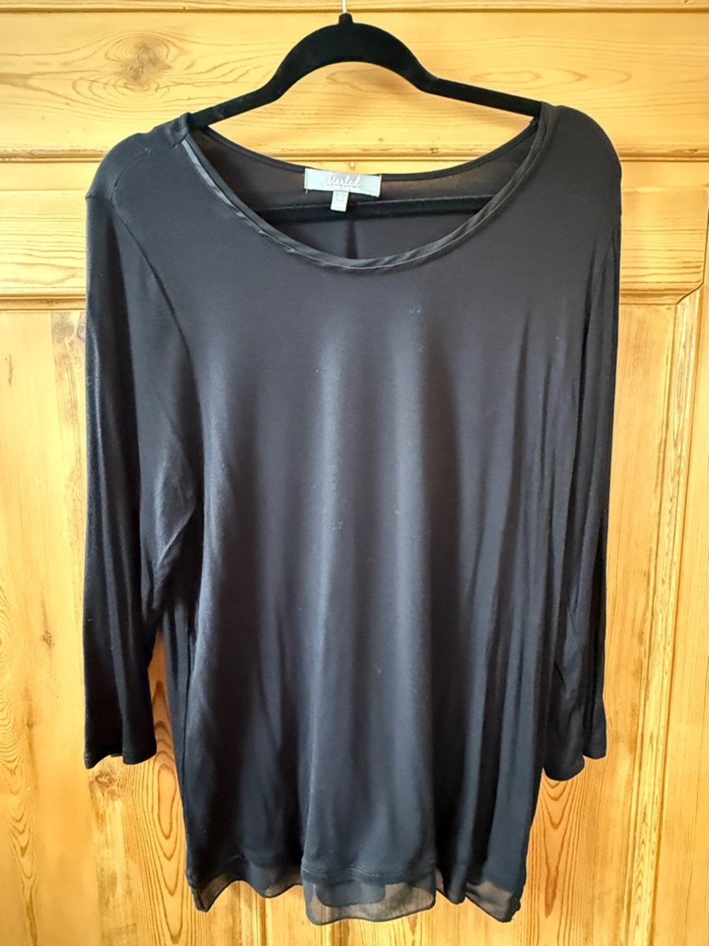 Luukaa Black Lightweight Long-Sleeve Top with sheer fabric edging